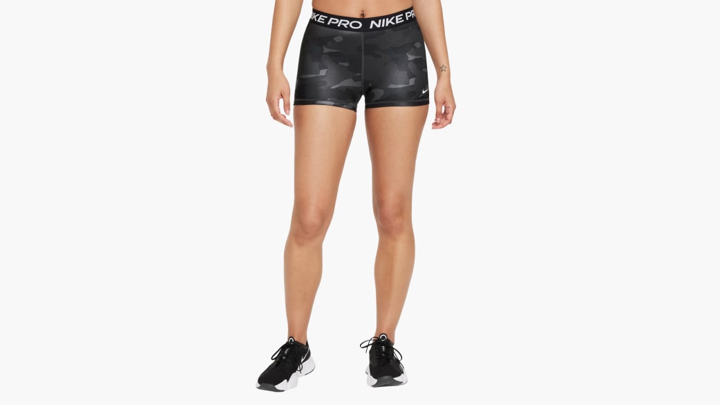 Nike pro training 3 discount shorts grey